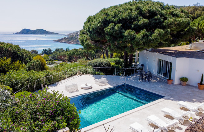 acheter-villa-vue-mer-panoramique-escalet-ramatuelle