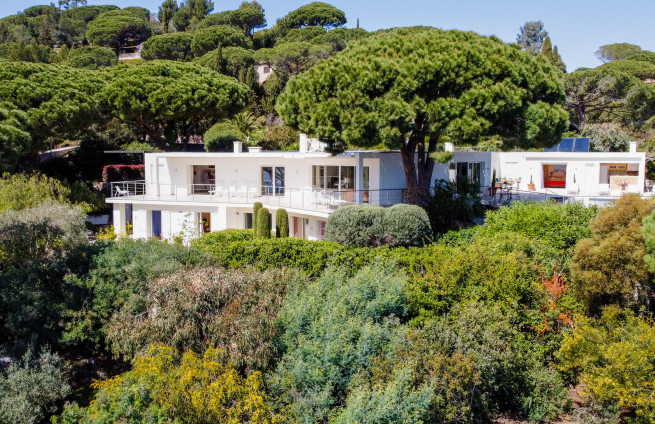 Villa in Californische stijl met 5 slaapkamers met eigen badkamer in Ramatuelle
