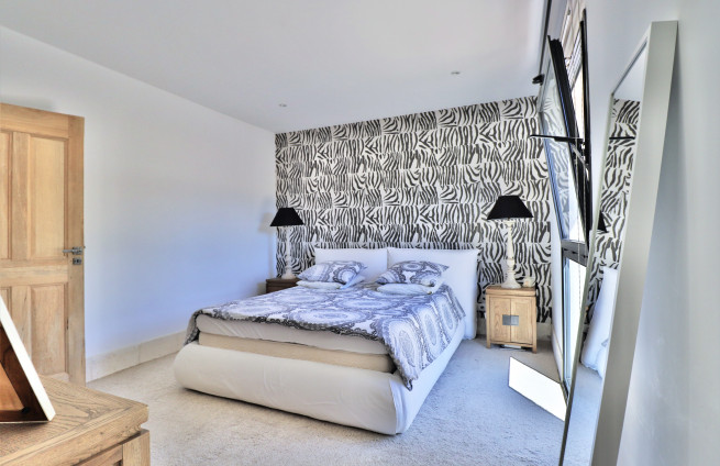 hoofdslaapkamer-kleedkamer-badkamer-gashaard