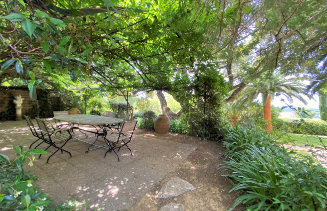 schaduwrijk terras, pergola, groen, tuin, Croix-Valmer