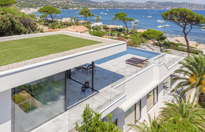 villa-contemporaine-vue-mer-panoramique-à-vendre-sainte-maxime