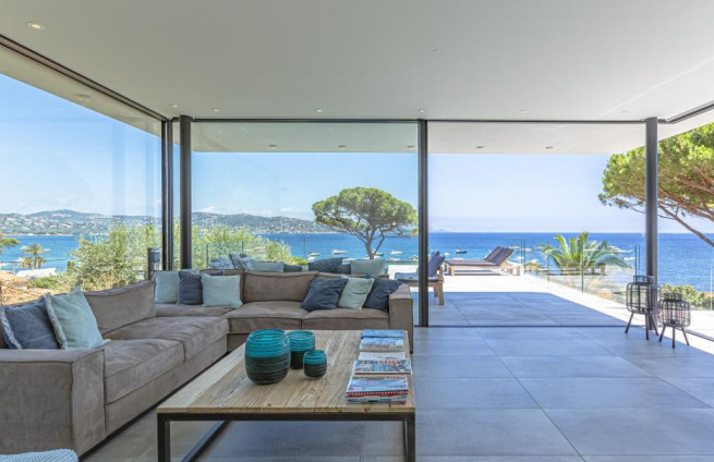 living room with bay window and sea view - La Nartelle, Sainte-Maxime