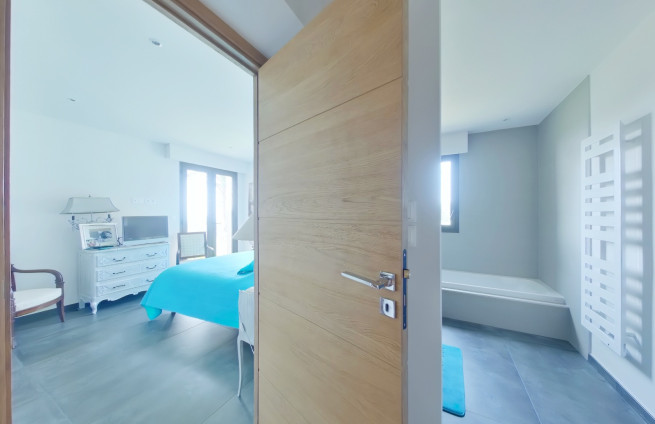 villa-vue-mer-à-vendre-6-chambres-en-suite-beauvallon