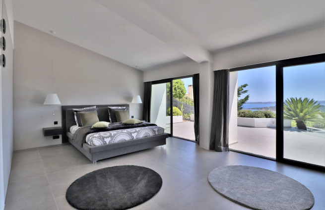 master suite with sea view, La Nartelle, Sainte-Maxime