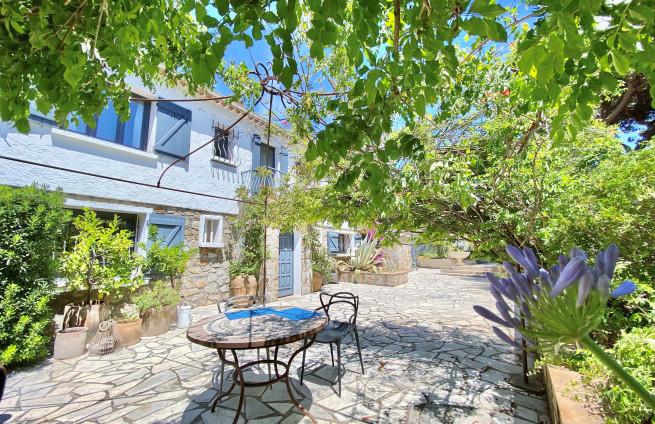 mas-provençal-vue-mer-à-vendre-gassin