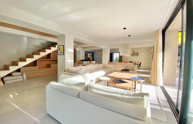 salon-villa-vendre-saint-tropez-proche-place-des-lices