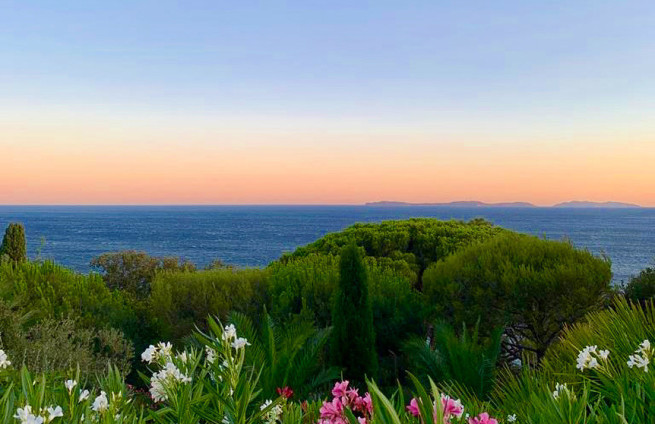 sunset-villa-sea-view-for-sale-la-croix-valmer