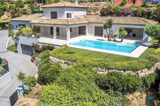 Villa met zeezicht te koop op wandelafstand van stranden en centrum van Sainte-Maxime
