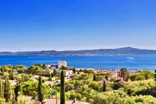 Sainte-Maxime Le Sémaphore villa neuve vue mer sur Saint-Tropez