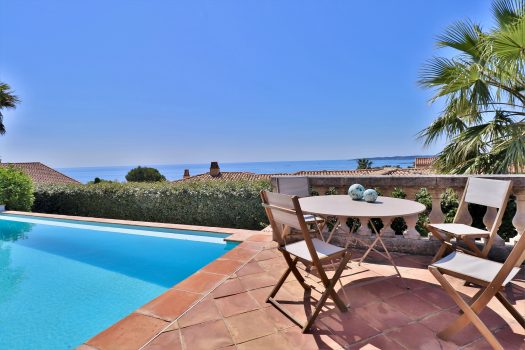 Villa met panoramisch zeezicht La Nartelle