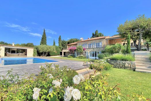 Propriété vue mer panoramique à vendre au Domaine de Beauvallon