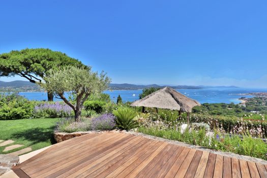 Luxurious property with panoramic sea view for sale close to Saint-Tropez