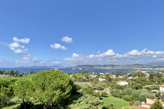 Penthouse apartment for sale in Cap d'Antibes