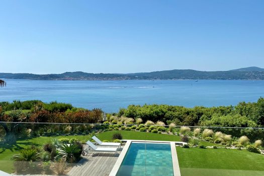 Modern panoramic sea view property for sale in Sainte-Maxime