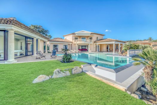 Panoramic sea view villa for sale on Sainte-Maxime Golf course's