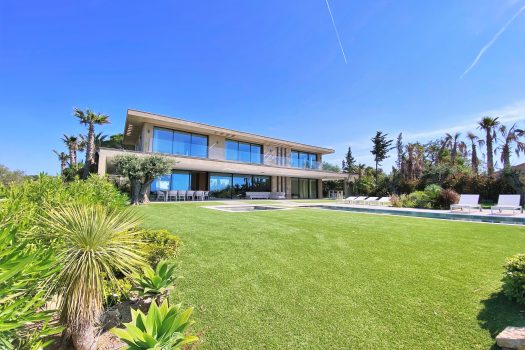Panoramic sea view luxury villa for sale in Sainte-Maxime