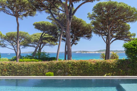 Panoramic sea view villa for sale few meters from the beach